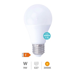 [200680002] Lâmpada LED padrão com sensor crepuscular 9 W E27 3000 K